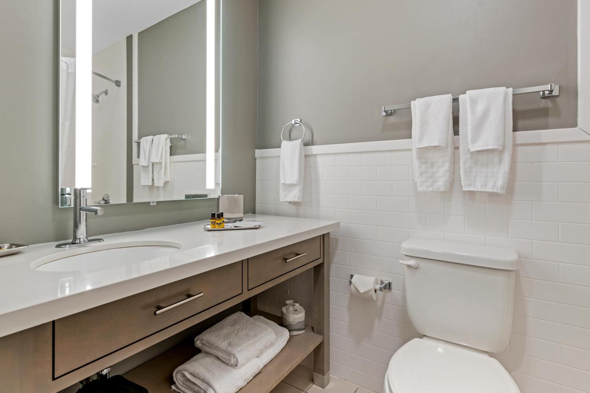 Best Western Plus Executive Residency Waterloo & Cedar Falls المظهر الخارجي الصورة